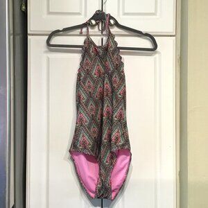 Capri Swim One Piece Suit with Scalloped Trim Size Large